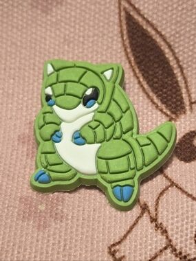 3/$10 Shiny Sandshrew Croc Charm